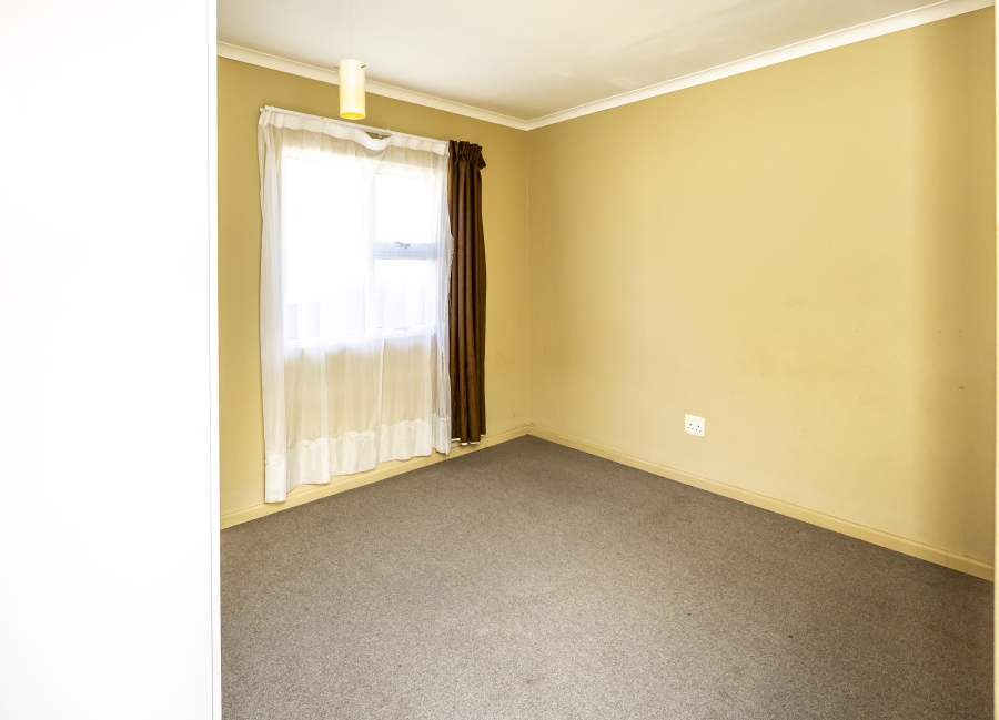 4 Bedroom Property for Sale in Cambridge West Eastern Cape